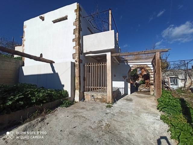 (For Sale) Residential Detached house || Chania/Kolymvari - 224 Sq.m, 4 Bedrooms, 105.000€ 