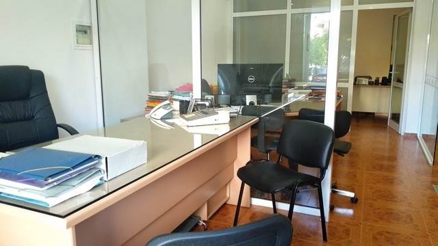 (Προς Πώληση) Επαγγελματικός Χώρος Γραφείο || Ν. Χανίων/Χανιά - 82 τ.μ, 155.000€ 