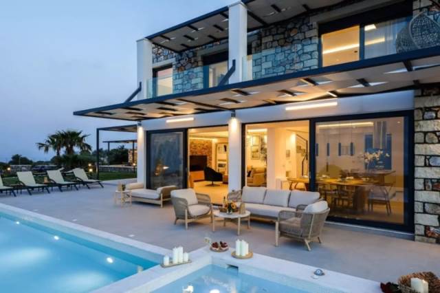 (Προς Πώληση) Κατοικία Βίλα || Ν. Χανίων/Βάμος - 184 τ.μ, 3 Υ/Δ, 1.450.000€ 