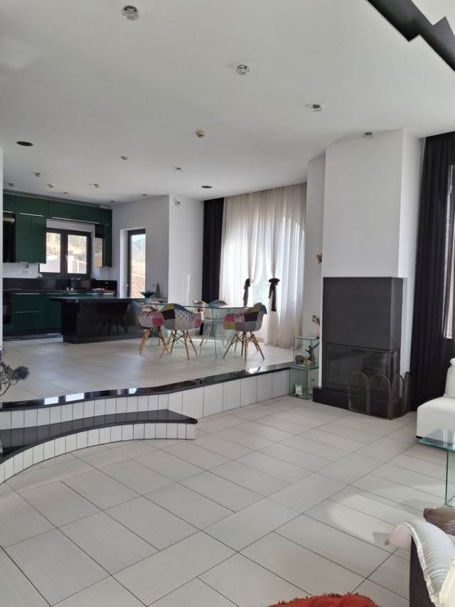 (For Sale) Residential  || Chania/Akrotiri - 173 Sq.m, 2 Bedrooms, 1.200.000€ 