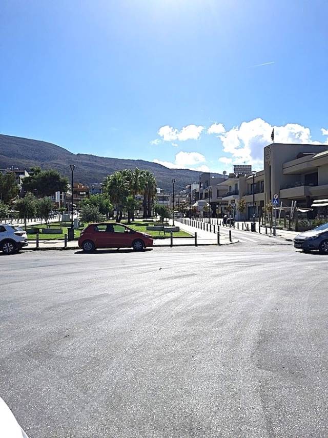 (For Sale) Commercial Retail Shop || Chania/Souda - 532 Sq.m, 680.000€ 